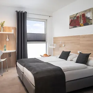 https://novalis.dresdenhotels.net