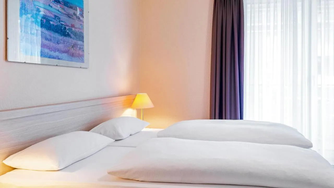 דיסלדורף Air Hotel Wartburg 3*,