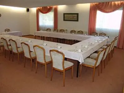 דיסלדורף Air Hotel Wartburg 3*,